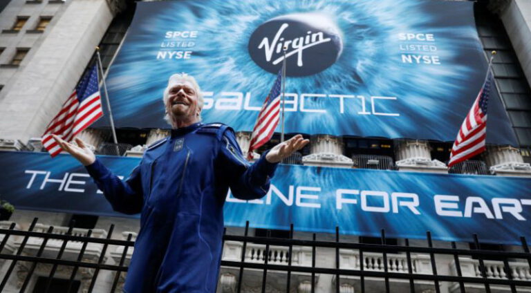 เปิดเทรดแล้ว! Virgin Galactic ของ ริชาร์ด แบรนสัน บริษัททัวร์อวกาศ ‘รายแรกของโลก’ ที่เข้าจดทะเบียนในตลาดหลักทรัพย์