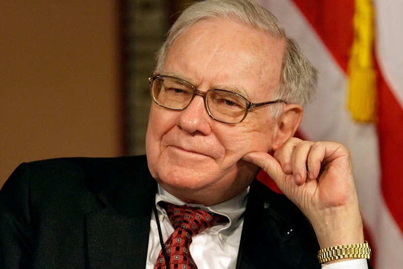 ทำไม Warren Buffett จึงชอบใช้เงินสด ในขณะที่คนส่วนใหญ่ใช้บัตรเครดิตกันหมดแล้ว