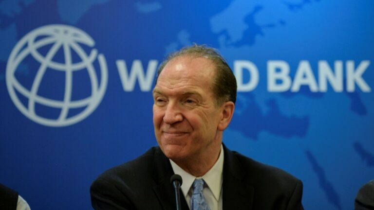 ธนาคารโลก ลดเป้าเศรษฐกิจโลกเหลือ 2.9% ย้ำ เศรษฐกิจทั่วโลกจะถดถอยต่อเนื่องไม่น้อยกว่า 2 ปี